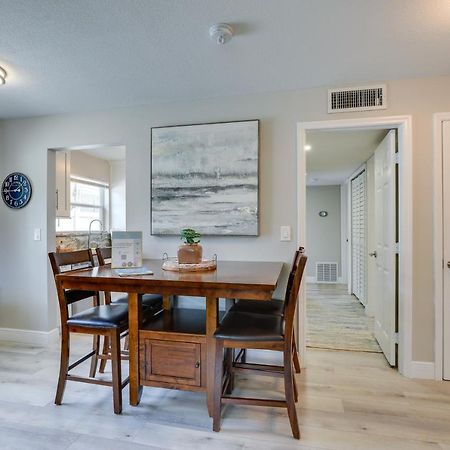 Coastal Sarasota Condo Minutes To Beach! Exterior photo