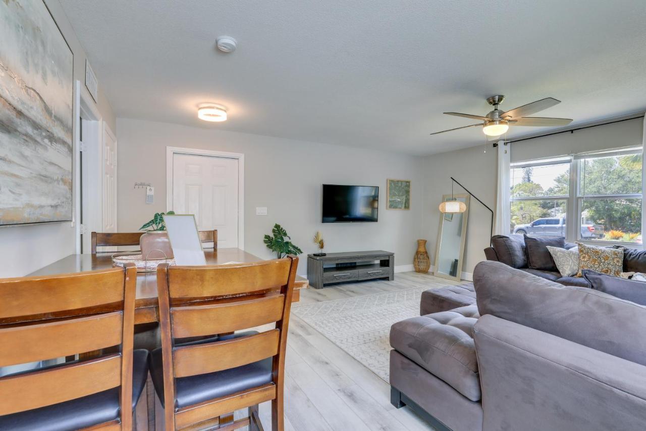 Coastal Sarasota Condo Minutes To Beach! Exterior photo
